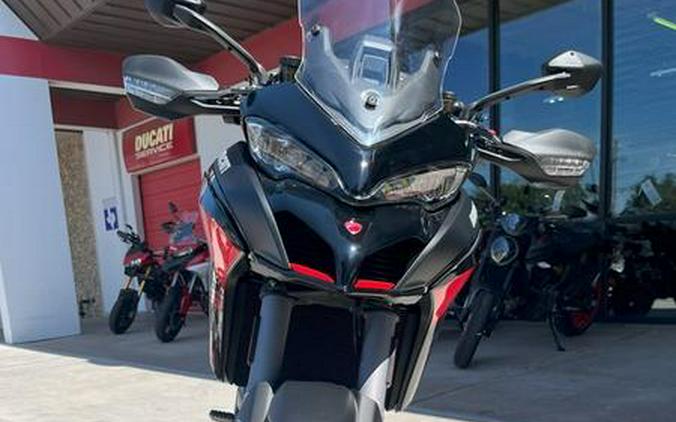 2024 Ducati Multistrada V2 Thrilling Black