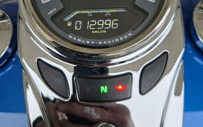 2018 Harley-Davidson FLDE Softail Deluxe