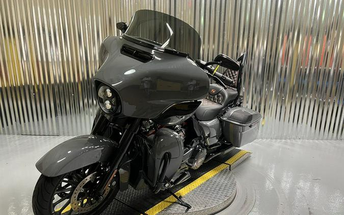 2018 Harley-Davidson FLHXSE - CVO Street Glide