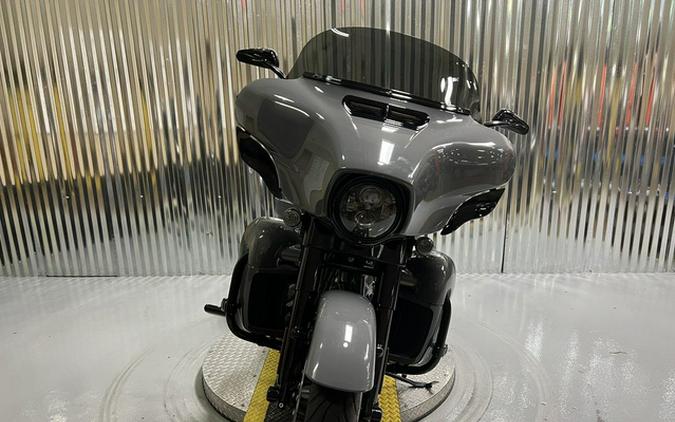 2018 Harley-Davidson FLHXSE - CVO Street Glide