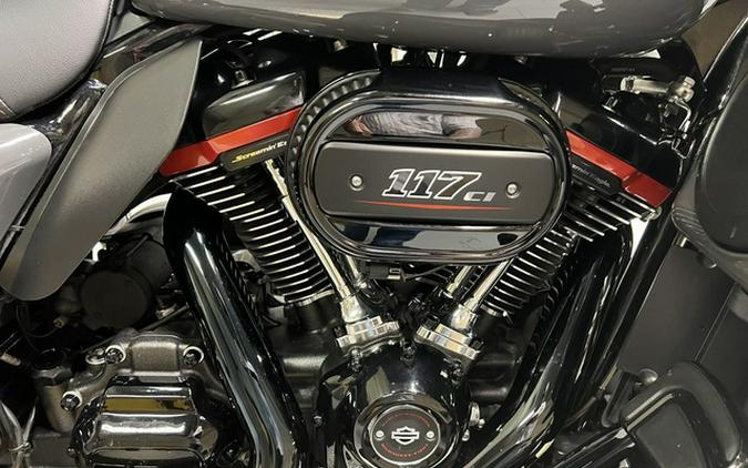 2018 Harley-Davidson FLHXSE - CVO Street Glide