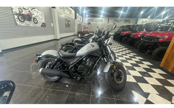 2026 Honda Rebel® 300 E-Clutch