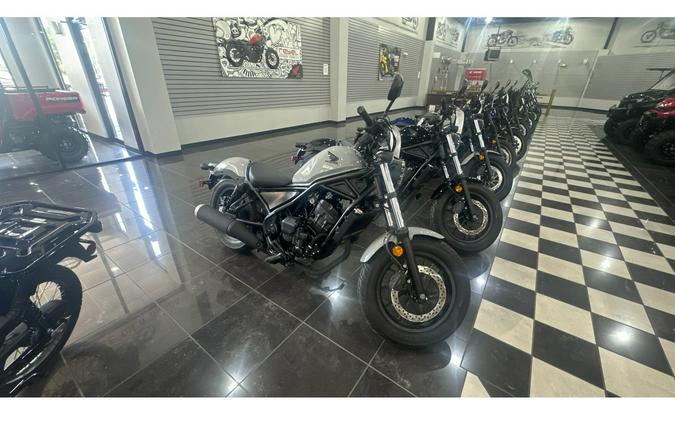 2026 Honda Rebel® 300 E-Clutch