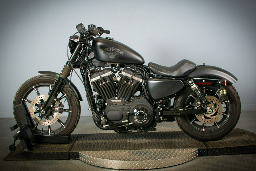 2016 Harley-Davidson Iron 883