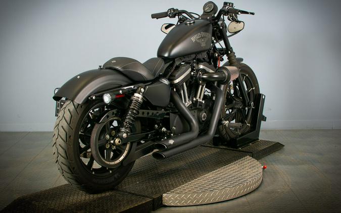 2016 Harley-Davidson Iron 883