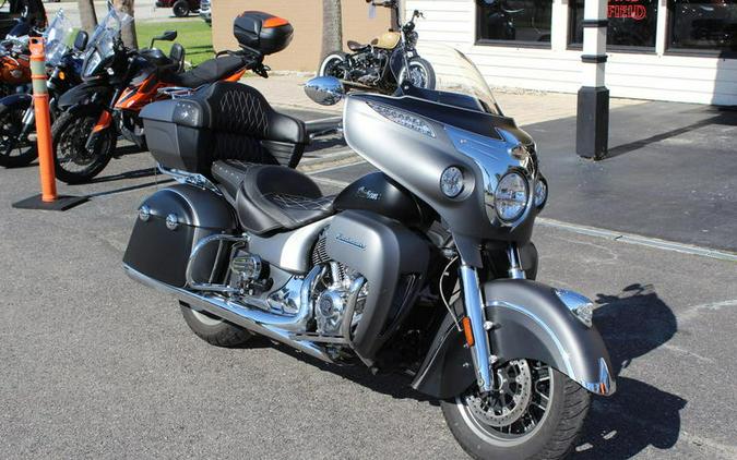 2019 Indian Motorcycle® Roadmaster® Steel Gray Smoke / Thunder Black Smoke