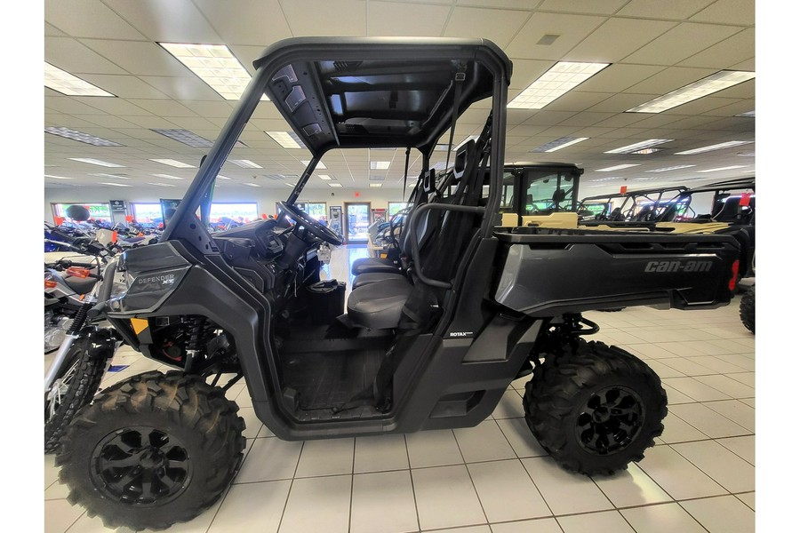 2023 Can-Am Defender 6x6 XT HD10