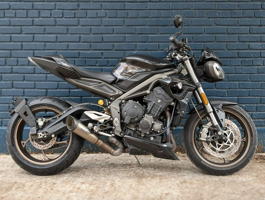 2023 Triumph Street Triple RS Carbon Black