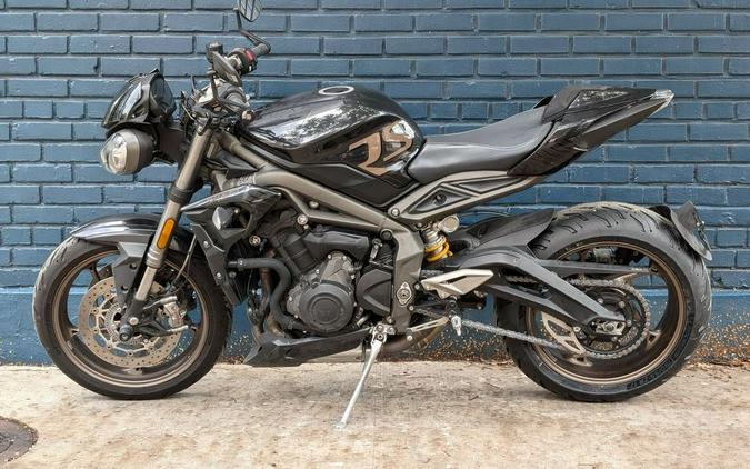 2023 Triumph Street Triple RS Carbon Black