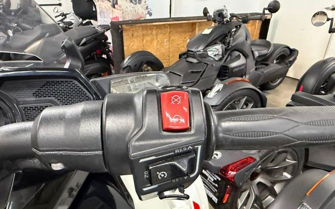 2022 Can-Am RD SPYDER F3 T 1330 SE6 WH 22