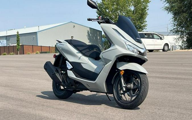 2025 Honda® PCX ABS