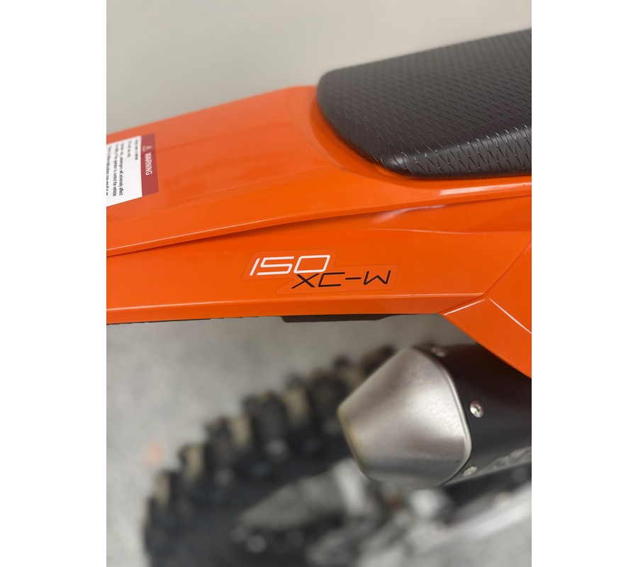 2026 KTM 150 XC-W - KT3087