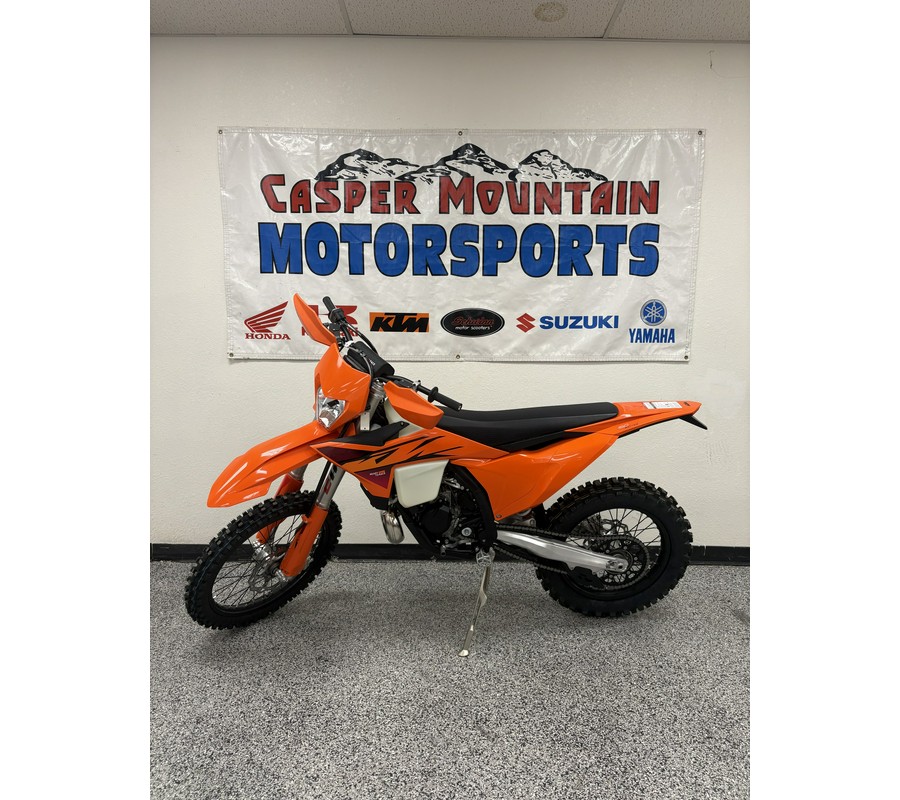 2026 KTM 150 XC-W - KT3087