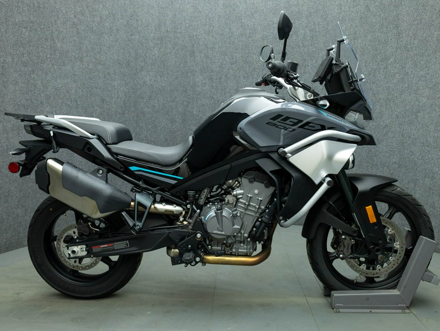 2023 CFMOTO IBEX 800S W/ABS