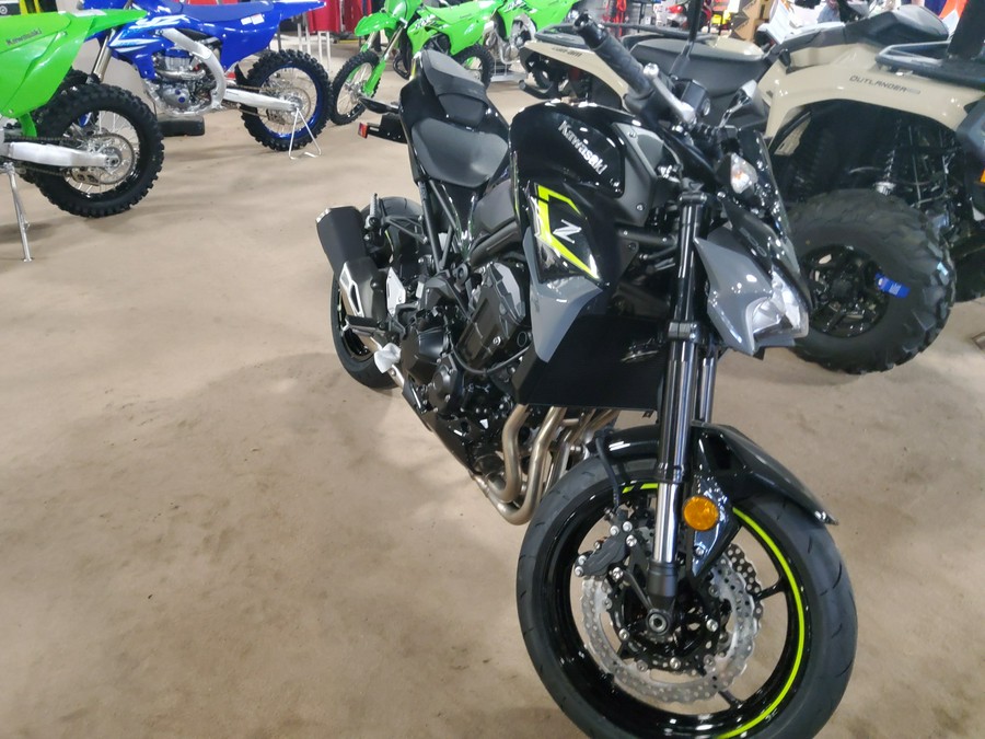 2024 Kawasaki Z900 ABS