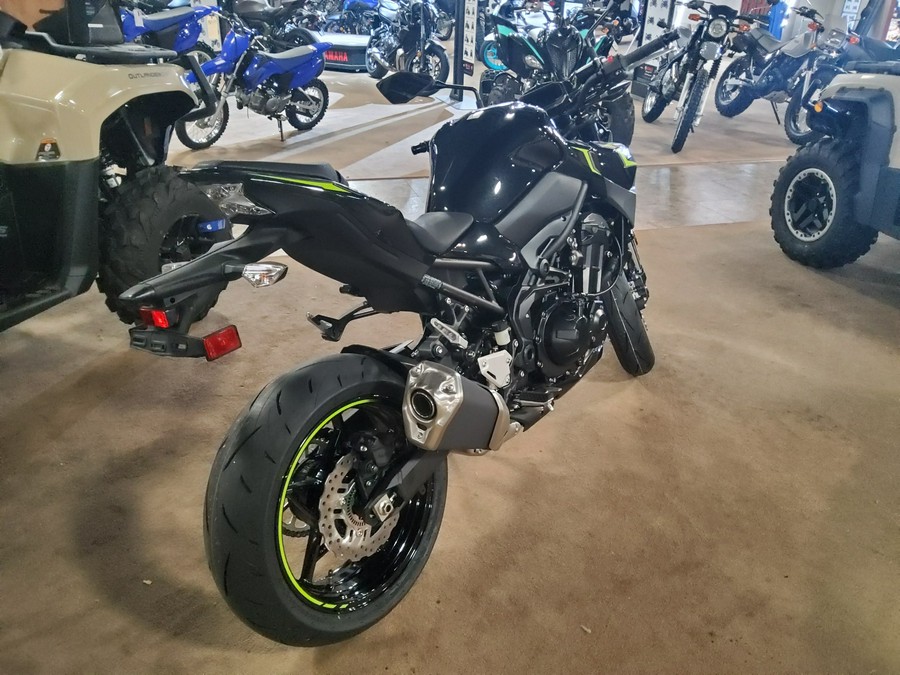 2024 Kawasaki Z900 ABS