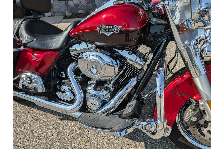 2013 Harley-Davidson® FLHRC Road King Classic