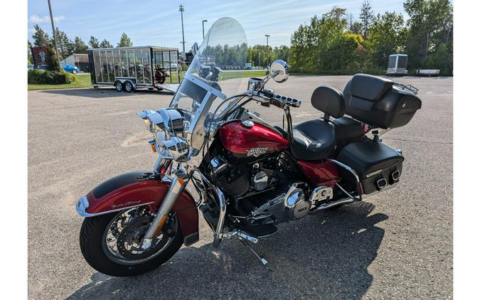 2013 Harley-Davidson® FLHRC Road King Classic