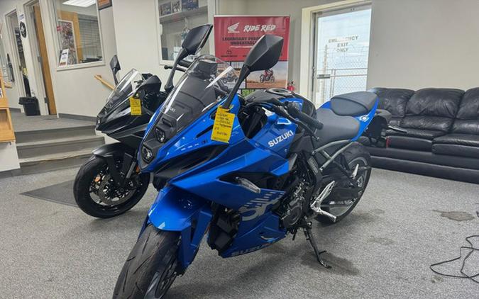 2025 Suzuki GSX 8R