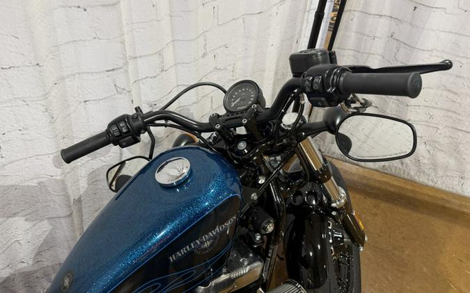 2016 Harley-Davidson® Forty-Eight® XL 1200X 445307 Hard Candy Cancun Blue Flake