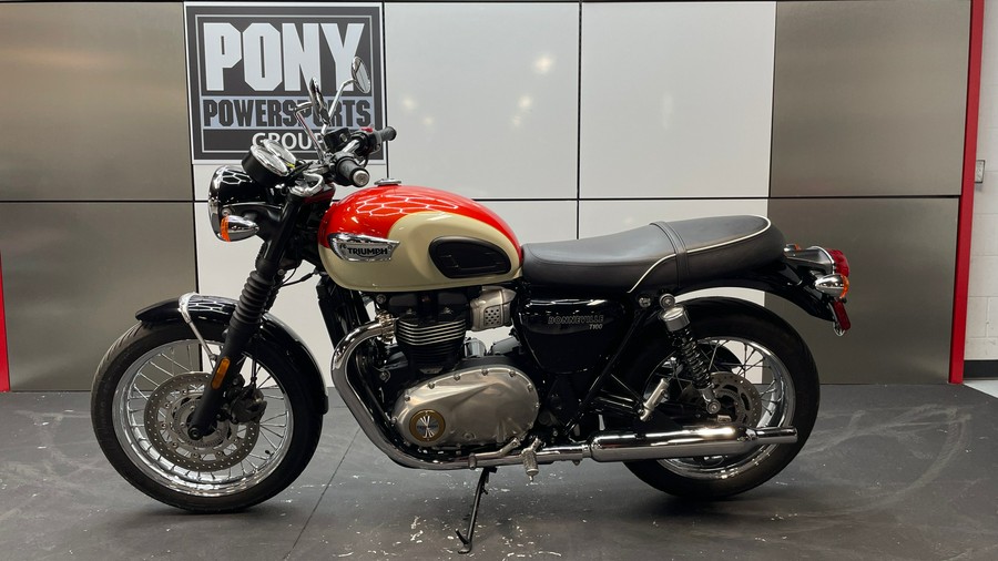2019 Triumph Bonneville T100 (Two-Tone)
