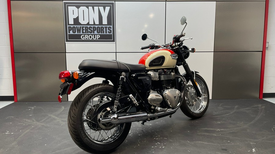 2019 Triumph Bonneville T100 (Two-Tone)