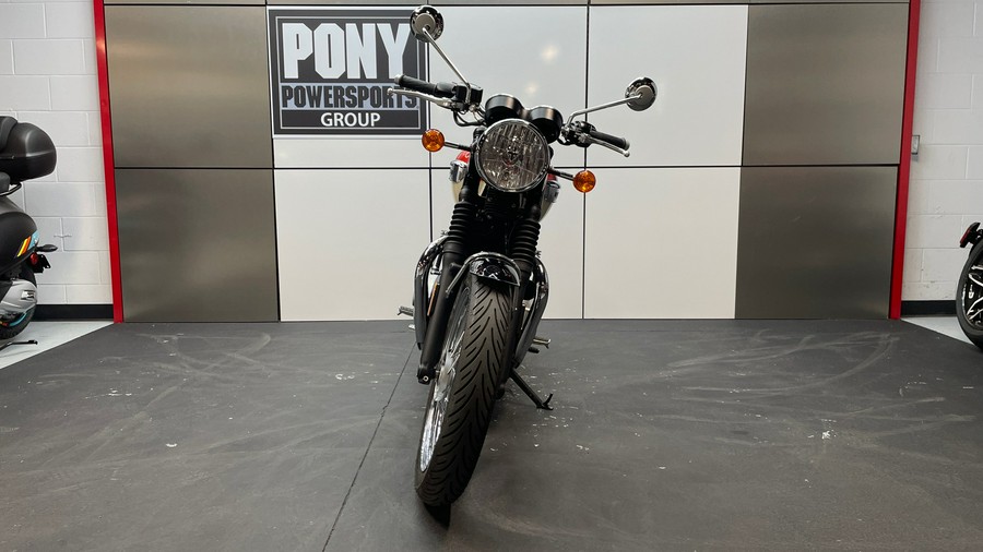 2019 Triumph Bonneville T100 (Two-Tone)