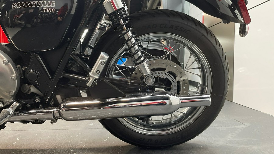 2019 Triumph Bonneville T100 (Two-Tone)