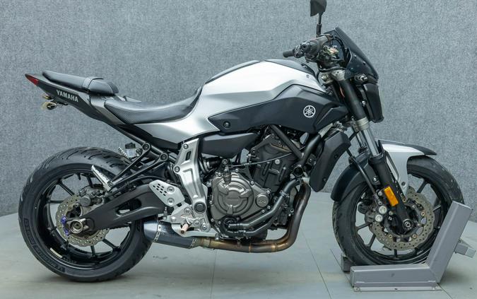 2017 YAMAHA FZ07