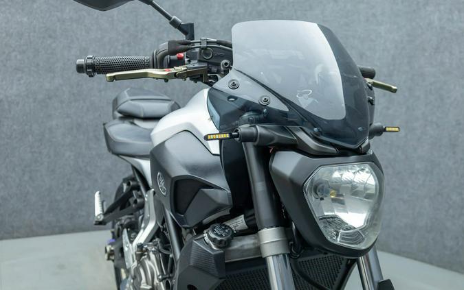 2017 YAMAHA FZ07