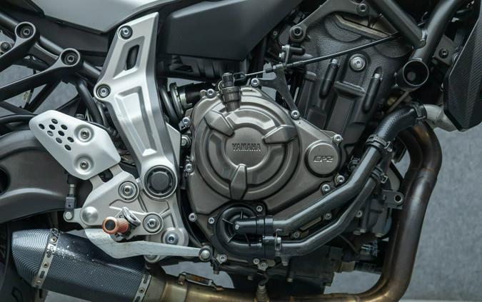 2017 YAMAHA FZ07