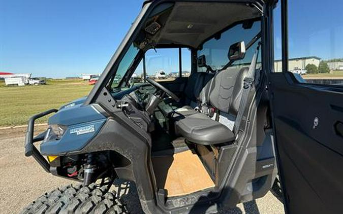 2026 Can-Am Defender 6x6 Limited
