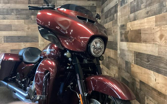 2018 Harley-Davidson Street Glide Special Twisted Cherry FLHXS