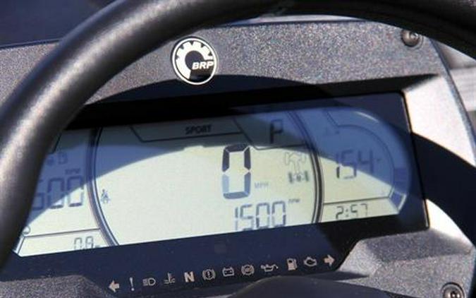 2026 Can-Am Maverick Sport X MR