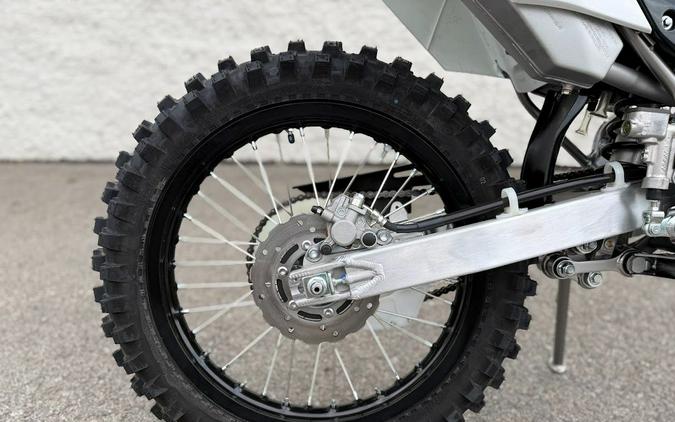 2026 Kawasaki KLX 140R F