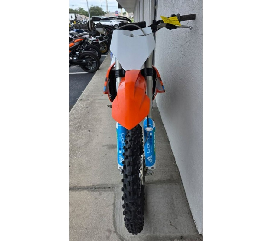 2022 KTM 450 SX-F