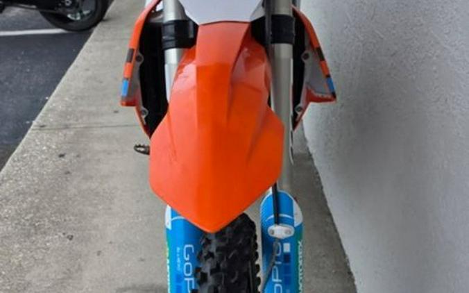 2022 KTM 450 SX-F