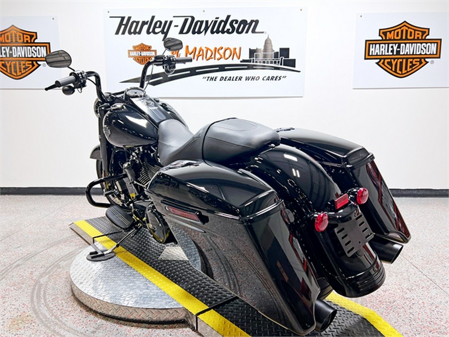 2024 Harley-Davidson Road King Special FLHRXS Vivid Black