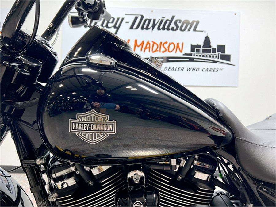 2024 Harley-Davidson Road King Special FLHRXS Vivid Black