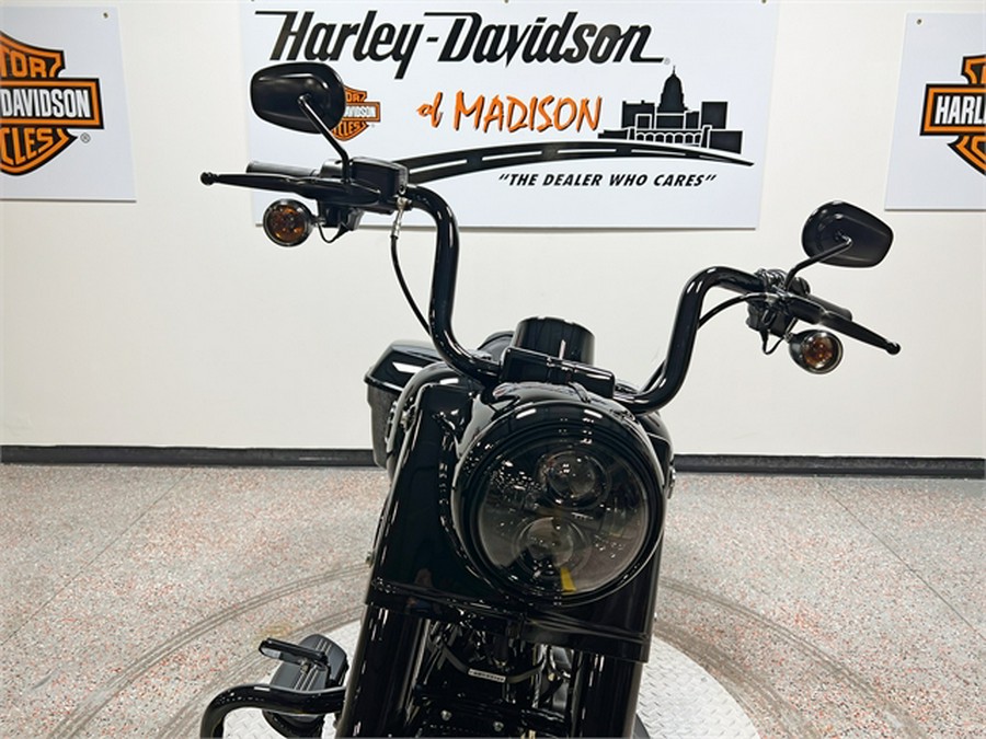 2024 Harley-Davidson Road King Special FLHRXS Vivid Black