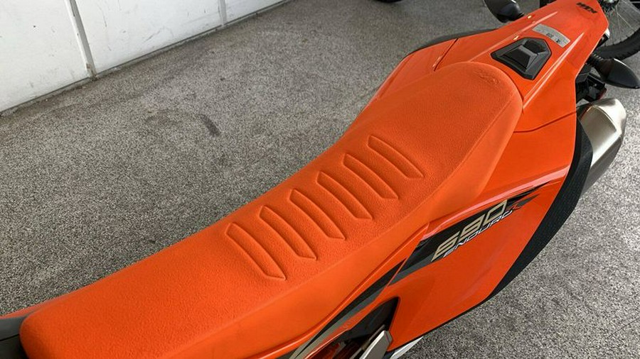 New 2024 KTM 690 ENDURO R
