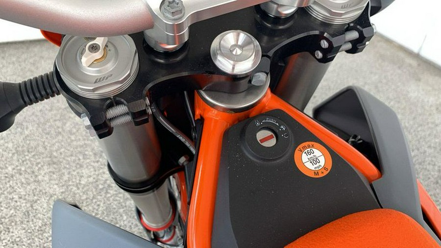 New 2024 KTM 690 ENDURO R