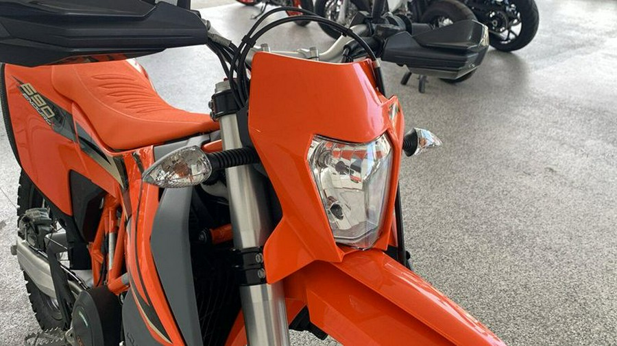 New 2024 KTM 690 ENDURO R