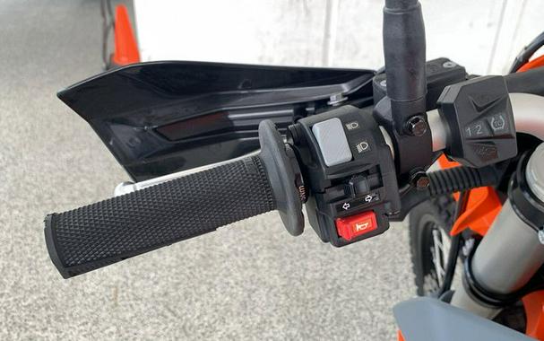 New 2024 KTM 690 ENDURO R