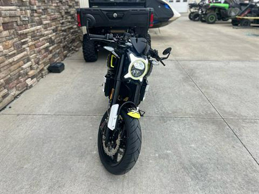 2024 CFMOTO 700CL-X Sport