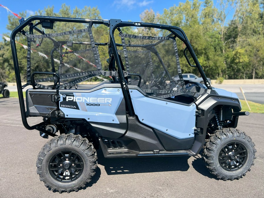 2024 Honda Pioneer 1000-5 Deluxe