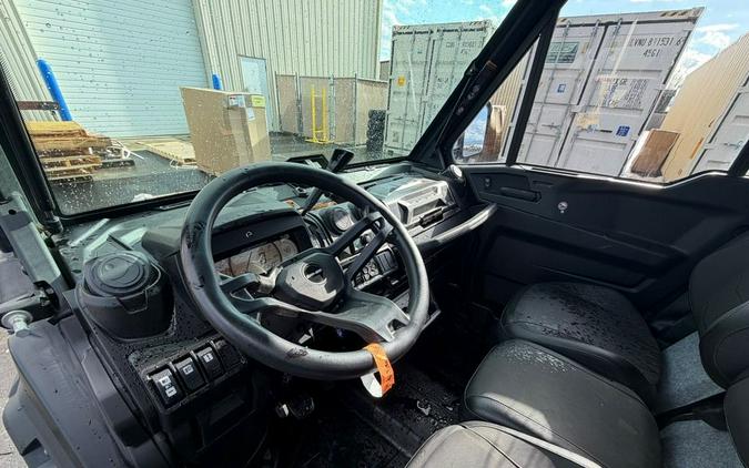 2025 Can-Am® Defender Limited HD10