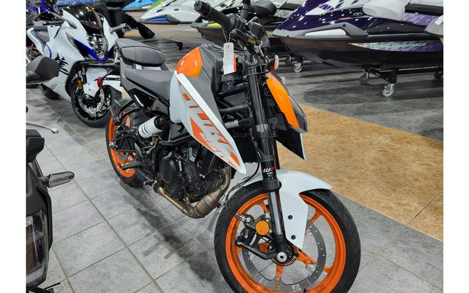 2024 KTM 250 Duke