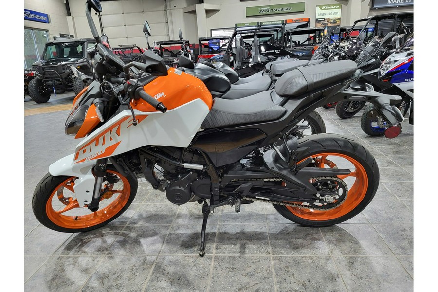 2024 KTM 250 Duke