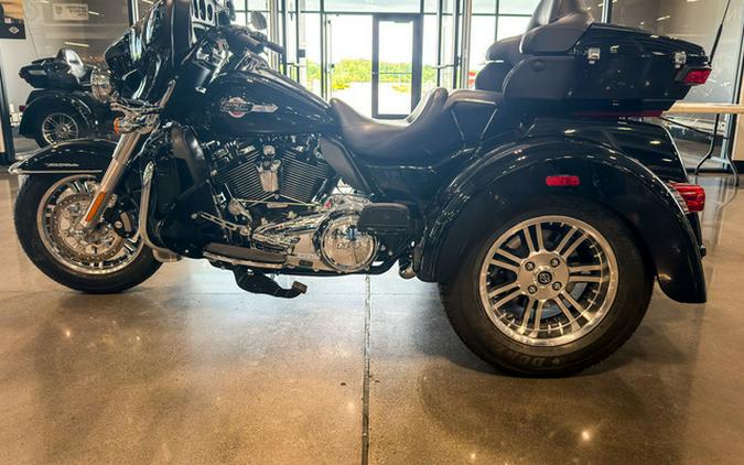2024 Harley-Davidson Trike FLHTCUTG - Tri Glide Ultra
